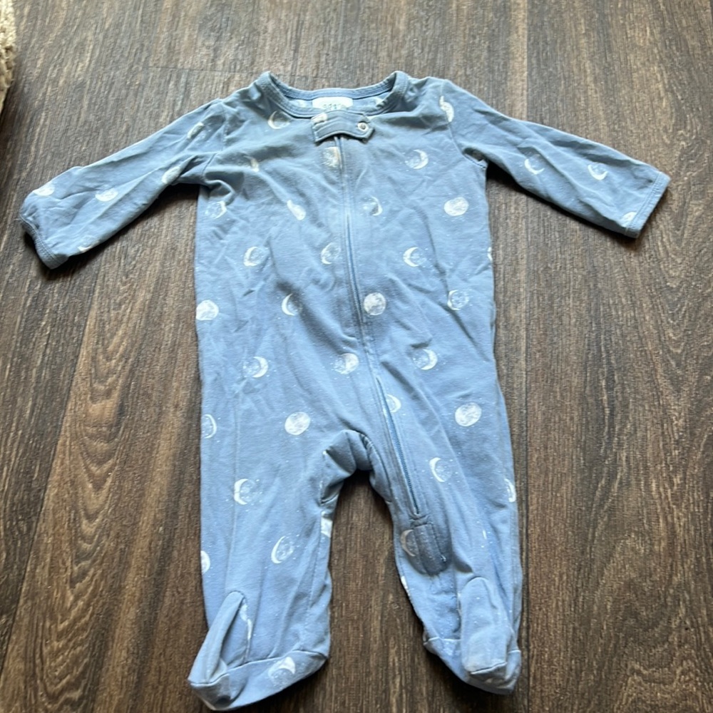 Aden + Anais Onsie